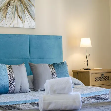 Anita * クアルテイラ